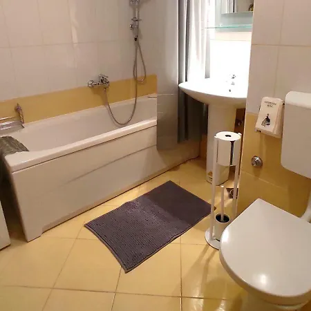 Apartment Idlerocks *