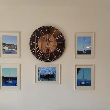 Apartment Idlerocks *